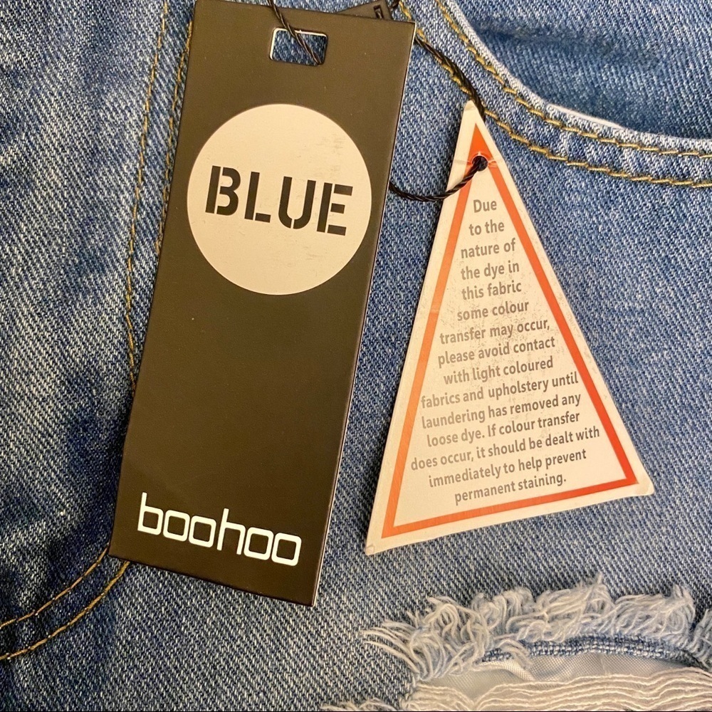 Boohoo NWT Sophie High Waist Distressed Jeans Women Light Wash Ripped Straight 2 - Picture 11 of 16